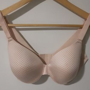 34DD Soma Vanishing Back t-shirt bra